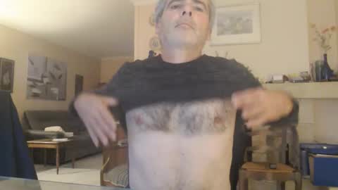 Snapshot of aalex1717 chatting on October 21, 6:58 am Aalex1717 online show from October 21, 6:58 am