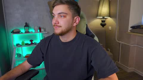 Alex online show from March 4, 6:04 am