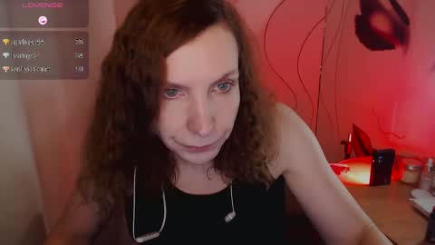 Snapshot of aamazingjoi chatting on December 25, 4:22 pm Katie online show from December 25, 4:22 pm