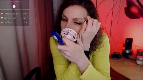 Snapshot of aamazingjoi chatting on February 5, 6:56 am Katie online show from February 5, 6:56 am