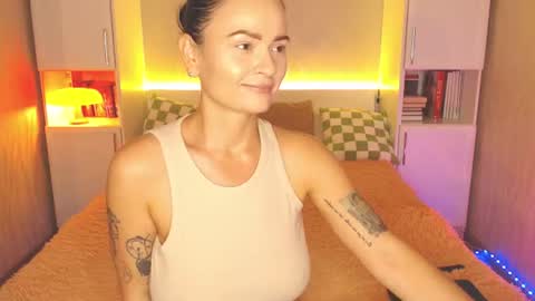 Lea online show from June 10, 6:29 pm