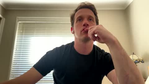 Kris online show from February 10, 7:23 am