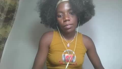 Snapshot of aangevelo chatting on November 7, 4:40 pm aangevelo online show from November 7, 4:40 pm