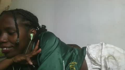 Snapshot of aangevelo chatting on November 10, 10:36 am aangevelo online show from November 10, 10:36 am