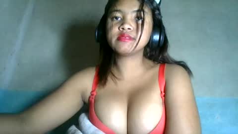 aariciah online show from June 29, 10:48 am