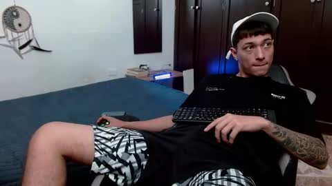 aarman online show from December 20, 4:14 pm