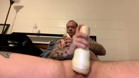 aarmun37 online show from April 2, 8:56 am