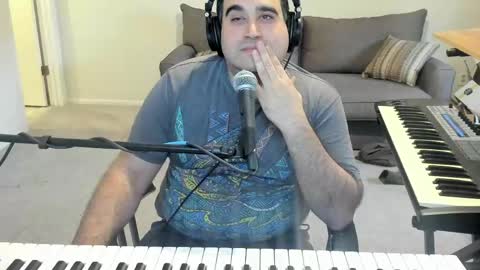 Snapshot of aaroleplayer chatting on May 21, 10:39 pm Aaron online show from May 21, 10:39 pm