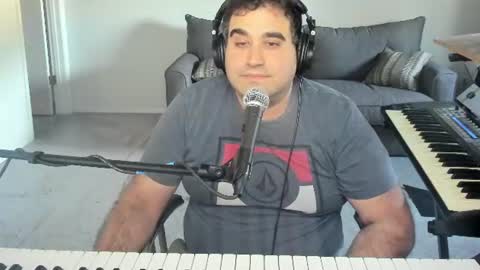 Snapshot of aaroleplayer chatting on June 8, 10:43 pm Aaron online show from June 8, 10:43 pm