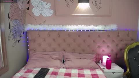 Snapshot of aaron_fordd chatting on November 18, 12:09 pm Aaron fordd online show from November 18, 12:09 pm