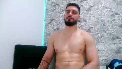 Aaron kwok online show from February 17, 11:09 pm