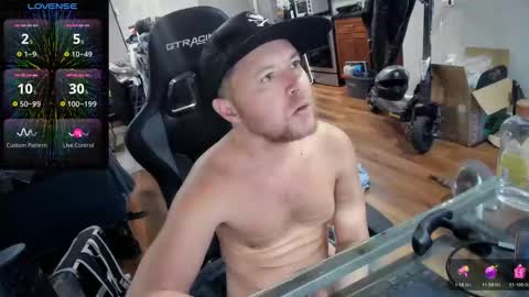 Aaron Skye online show from March 19, 2:15 am