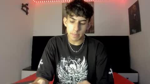 Aron online show from November 24, 7:35 pm