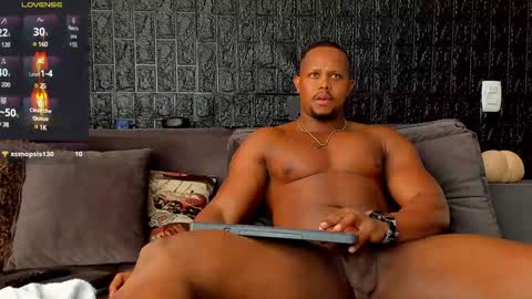 Aaron online show from December 10, 5:22 pm