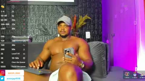 Aaron online show from June 23, 4:10 am