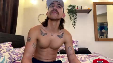 aaron_wheel online show from May 3, 3:01 am
