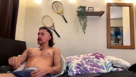 aaron_wheel online show from May 16, 6:10 am