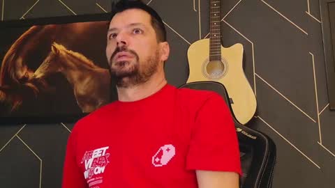 Aaron online show from February 4, 3:00 am