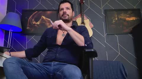 Aaron online show from November 23, 9:09 am