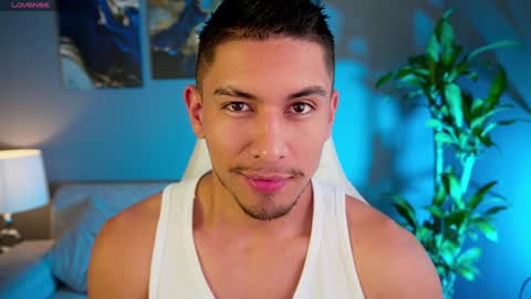 AARON  online show from January 2, 7:51 pm