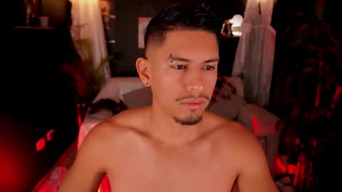 AARON  online show from October 2, 12:01 pm