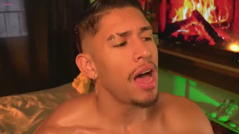 AARON  online show from June 13, 12:58 pm