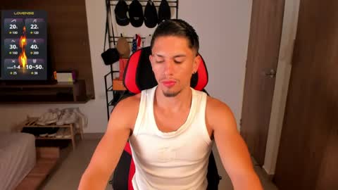 AARON  online show from July 21, 11:56 am