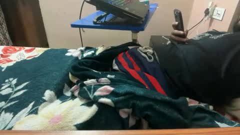 Snapshot of aaryan_sexoo chatting on September 17, 9:11 am aaryan_sexoo online show from September 17, 9:11 am