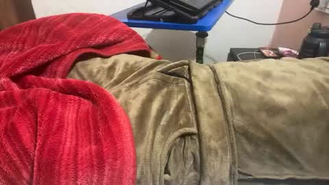 Snapshot of aaryan_sexoo chatting on November 26, 8:15 am aaryan_sexoo online show from November 26, 8:15 am