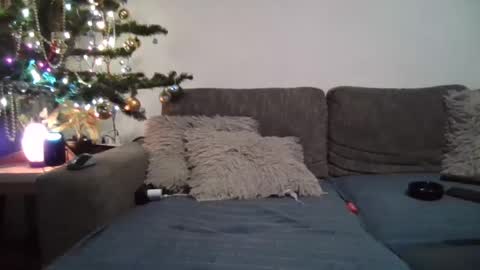 Snapshot of abbel_stone chatting on December 31, 8:45 pm abbel_stone online show from December 31, 8:45 pm