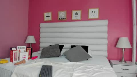 Snapshot of abbey_walker chatting on September 9, 10:53 pm abbey_walker online show from September 9, 10:53 pm