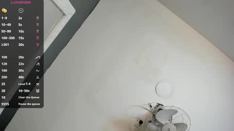 Snapshot of abbey_walker chatting on October 20, 11:21 am abbey_walker online show from October 20, 11:21 am