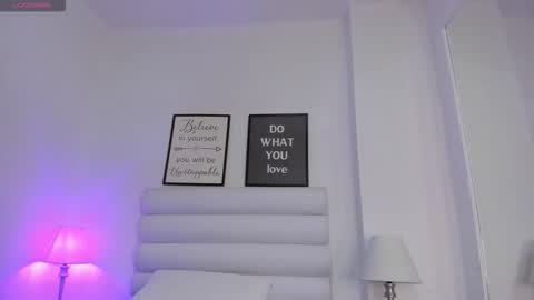 abbey_walker online show from December 22, 11:07 am