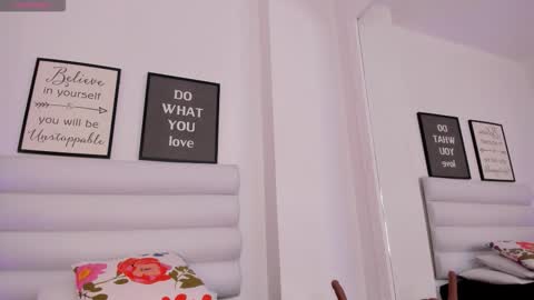 abbey_walker online show from February 25, 11:20 am