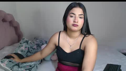 Snapshot of abbie777 chatting on January 6, 6:31 pm abbie777 online show from January 6, 6:31 pm