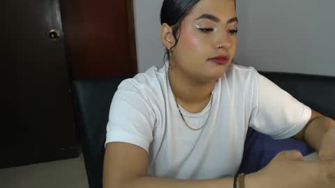 Snapshot of abbie777 chatting on September 30, 9:31 pm abbie777 online show from September 30, 9:31 pm