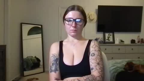 Snapshot of abbieeee2025 chatting on December 13, 10:37 pm abbieeee2025 online show from December 13, 10:37 pm