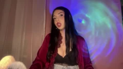 Snapshot of abbieguella chatting on July 11, 11:02 am Mia online show from July 11, 11:02 am