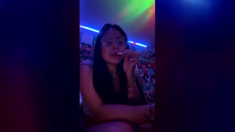 abby_demon2 online show from March 18, 11:30 pm