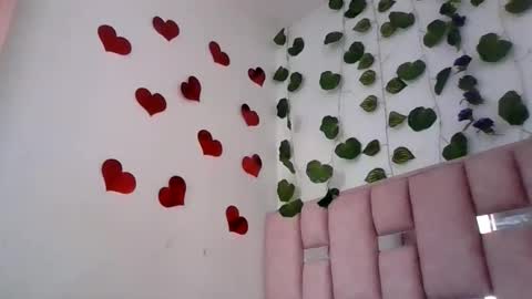 Snapshot of abby_moss_2 chatting on June 1, 12:40 pm abby_moss_2 online show from June 1, 12:40 pm