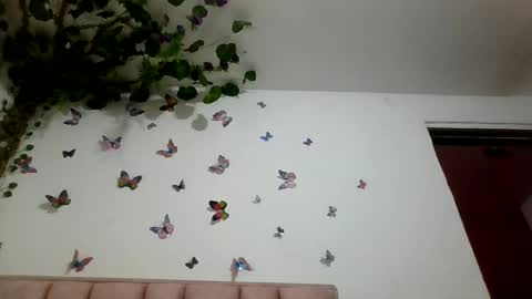 Snapshot of abby_moss_2 chatting on June 20, 10:45 pm abby_moss_2 online show from June 20, 10:45 pm