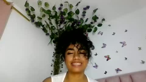 Snapshot of abby_moss_2 chatting on July 5, 4:19 am abby_moss_2 online show from July 5, 4:19 am