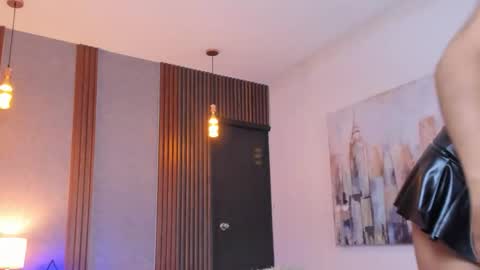 Abby online show from November 28, 8:00 pm