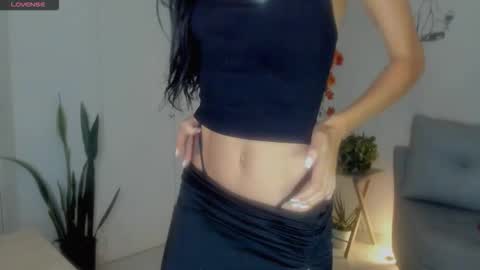 Snapshot of abbyada chatting on November 19, 12:32 am Laura online show from November 19, 12:32 am