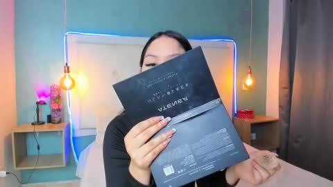 Abby Dixon  online show from March 4, 11:49 am