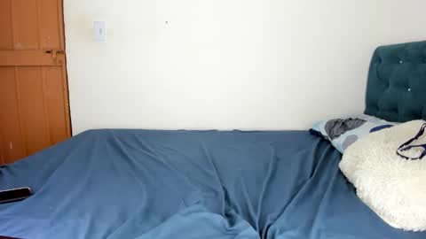 Snapshot of abbyhowlland chatting on December 28, 10:36 am sara online show from December 28, 10:36 am