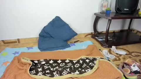 Snapshot of abbyhowlland chatting on January 23, 10:54 am sara online show from January 23, 10:54 am