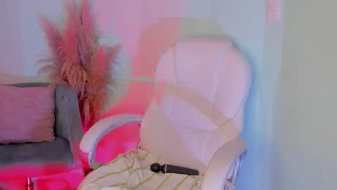 ABBY online show from September 30, 7:52 pm