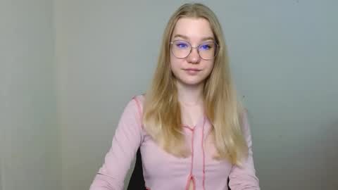 Abby Lovense is active online show from March 28, 8:03 am