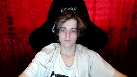 Snapshot of abbysal_blade chatting on December 23, 8:55 am abbysal_blade online show from December 23, 8:55 am